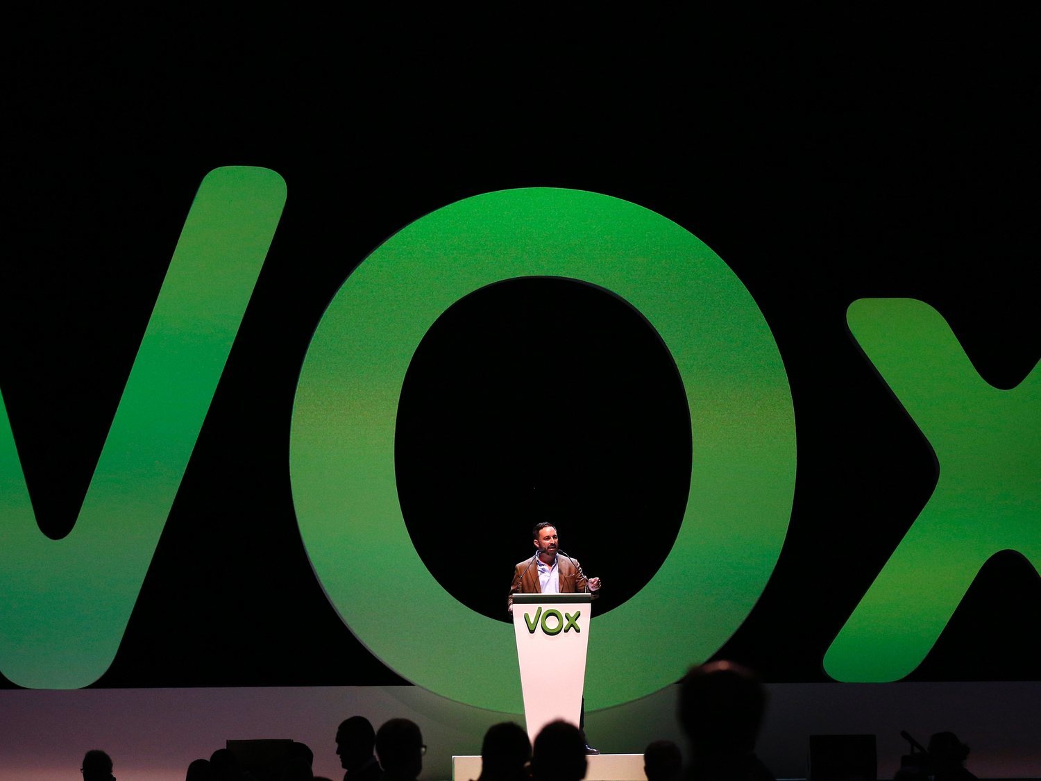 VOX quiere cambiar el nombre de un hospital para llamarlo 'Amancio Ortega'