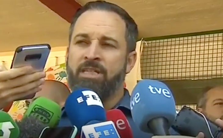 Abascal pide el voto, dice, por 'una España más diversa, en la que quepamos todos'