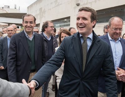 El PP comienza el 'ERE' tras la debacle del 26M con una treta para reducir indemnizaciones