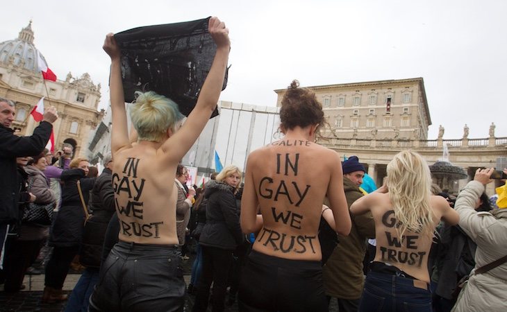 Protestas en el Vaticano contra su oposición al matrimonio homosexual