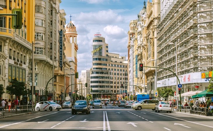 Inditex abandona los ejes secundarios con el objetivo de ganar presencia en las vías más transitadas, siguiendo las tendencias del mercado