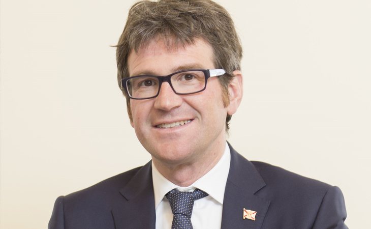 Gorka Urtaran (PNV), reelegido alcalde de Vitoria con el apoyo del PSE