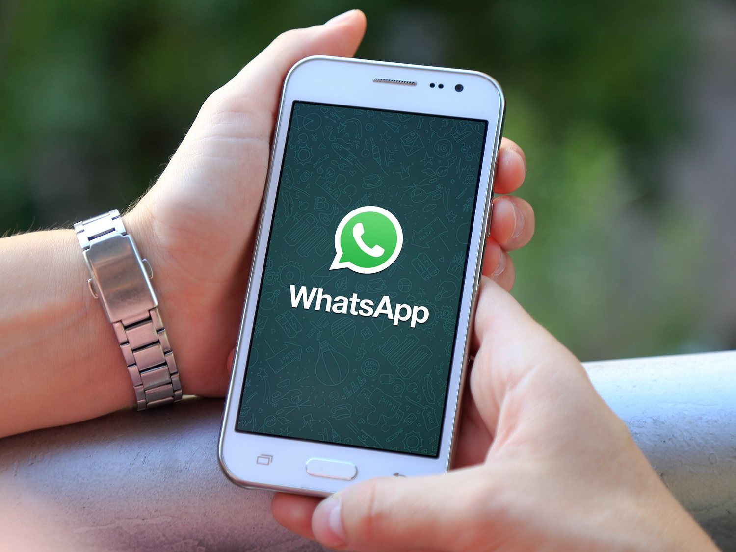 El truco para tener dos cuentas de WhatsApp en un mismo móvil