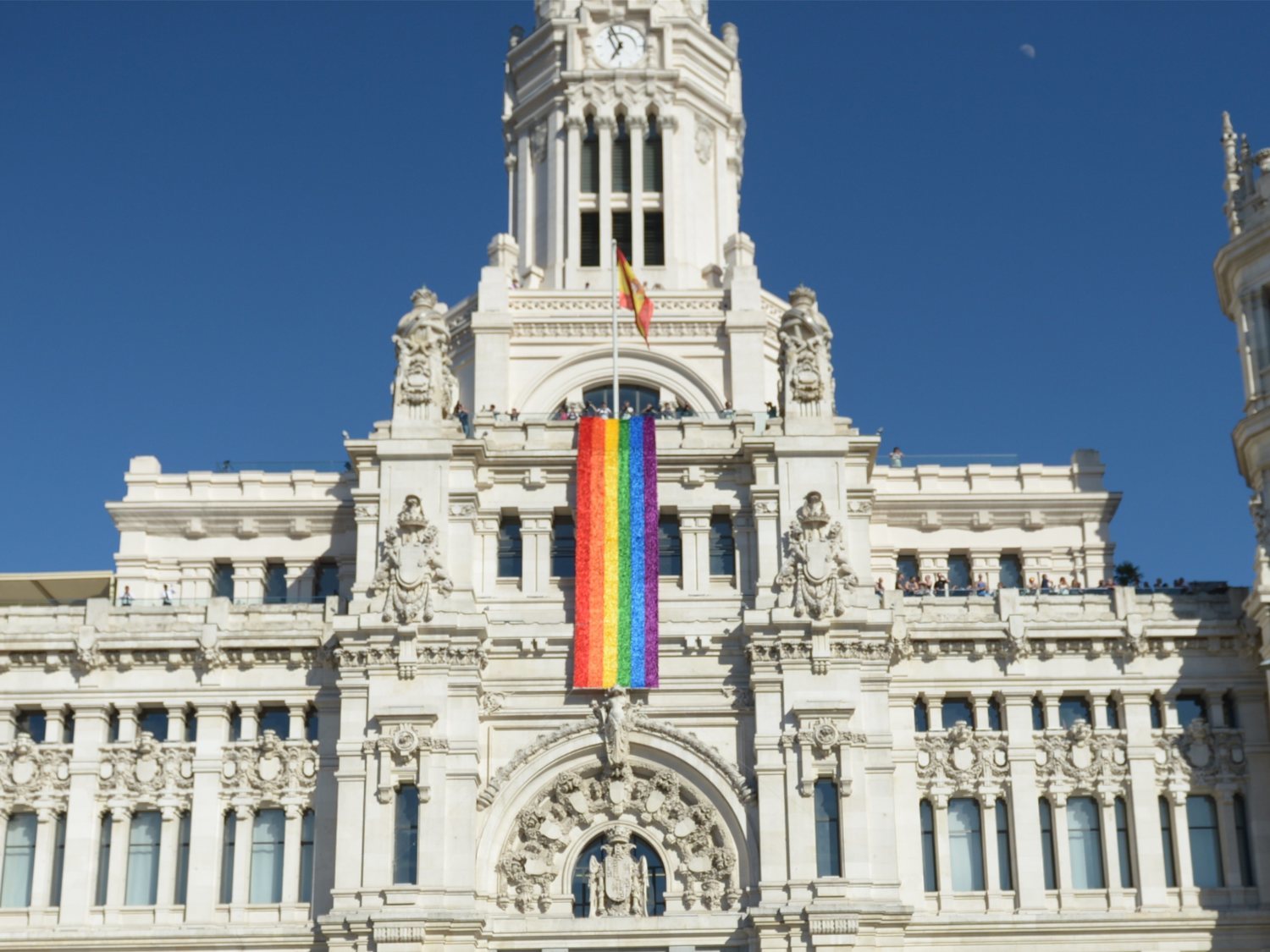 El Ayuntamiento de Madrid censura la campaña del Orgullo LGTBI