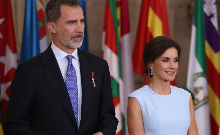 La reina Letizia y el rey Felipe VI aún mantienen una fuerte relación de amor y cariño, pese a los desafortunados sucesos en público