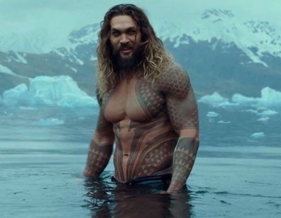 Las redes sociales critican que Jason Momoa "esté gordo" en sus vacaciones en la playa