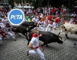PETA pide reemplazar los toros de los Sanfermines por hombres disfrazados de dinosaurio