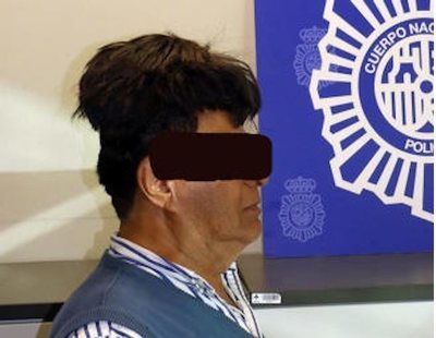 Detienen a un hombre en Barcelona por llevar medio kilo de cocaína oculto bajo el peluquín