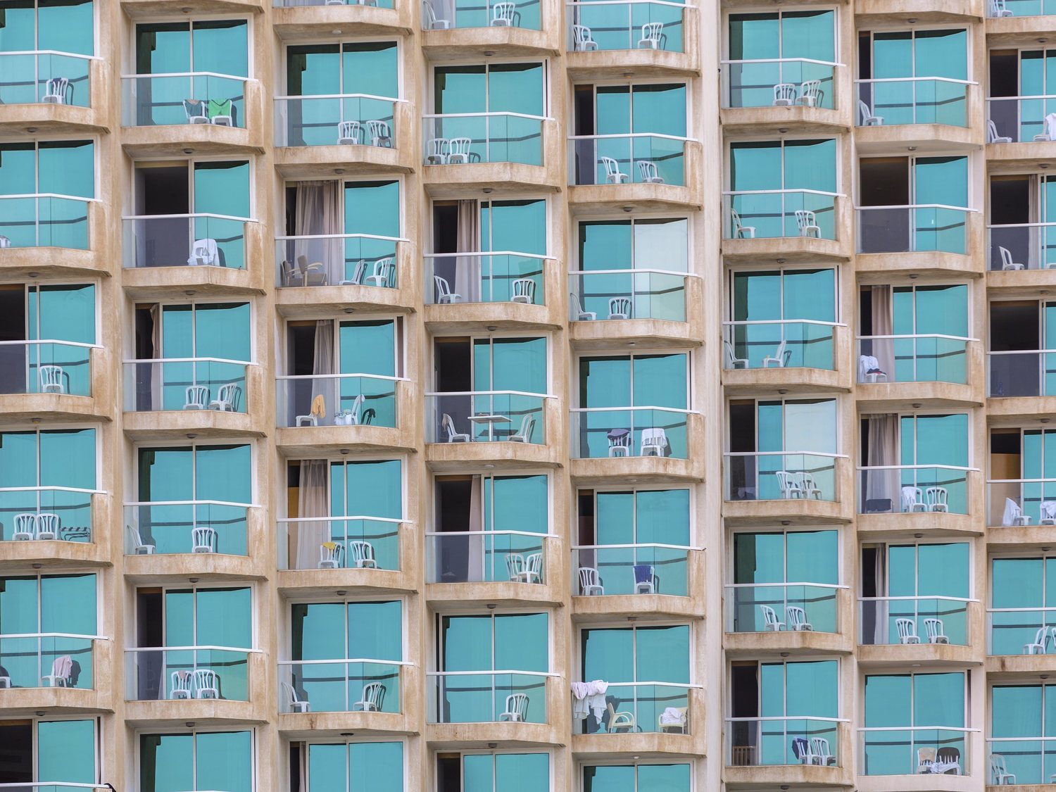 Una británica culpa a los hoteles y a los balcones de Magaluf de la muerte de su novio