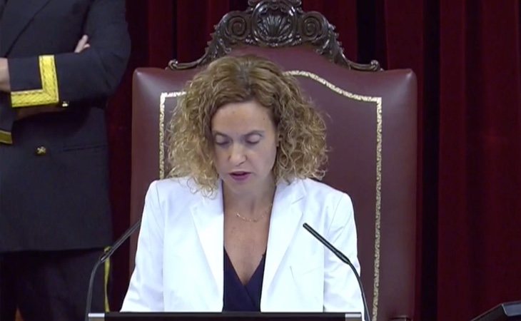 Empieza la sesión de investidura. La sustituta de Toni Roldán (Cs) acata la Constitución