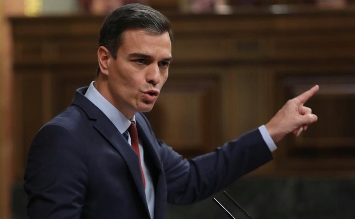 Sánchez promete derogar la reforma laboral de 2012: 'Haremos de la contratación indefinida la norma'. También anuncia un estatuto del becario para ...