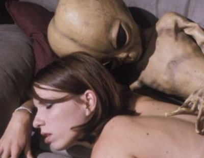 Las búsquedas de sexo con aliens se disparan en páginas porno y la culpa es del Área 51
