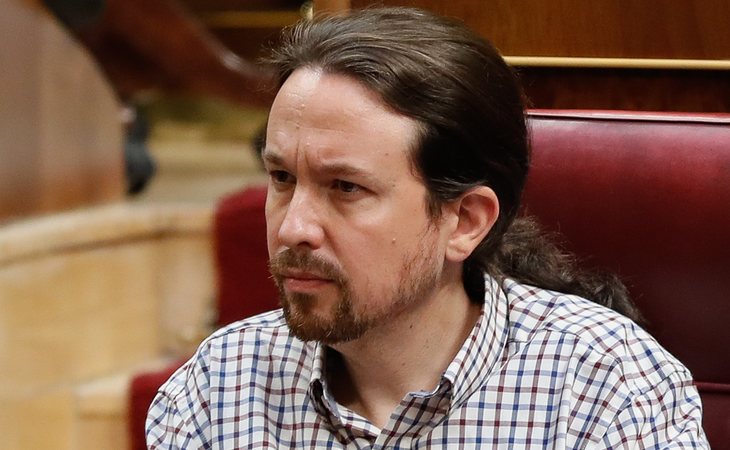 Pablo Iglesias se ABSTIENE en la investidura de Pedro Sánchez