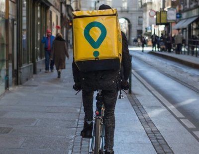 Atropellan a un repartidor y a Glovo solo le importa el estado del pedido que transportaba