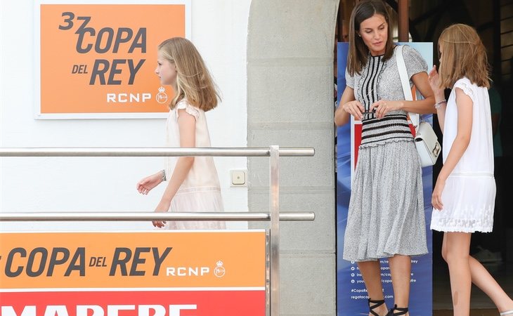 Leonor y Sofía se unieron a su padre en Palma a su vuelta del campamento al que asistieron en Estados Unidos