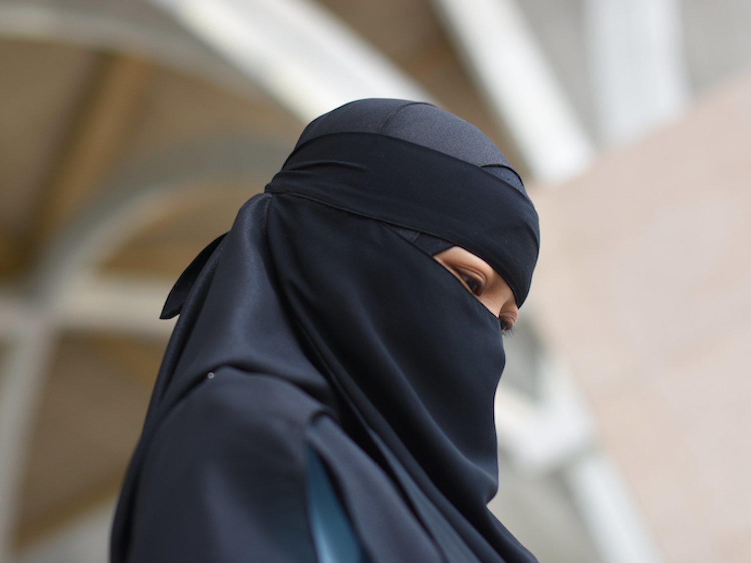 La prohibición del burka entra en vigor en Holanda