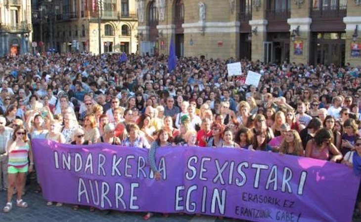 Las asociaciones feministas de Bilbao han organizado concentraciones de repulsa