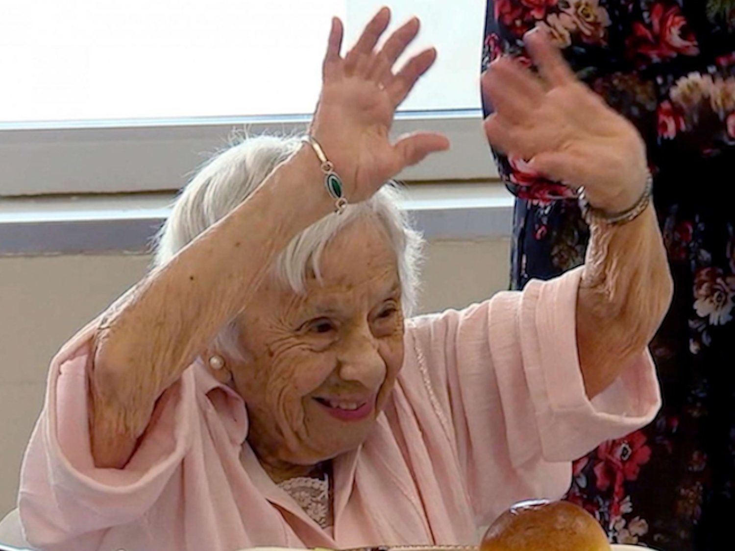 La mujer que cumple 107 años, revela su secreto: ser soltera