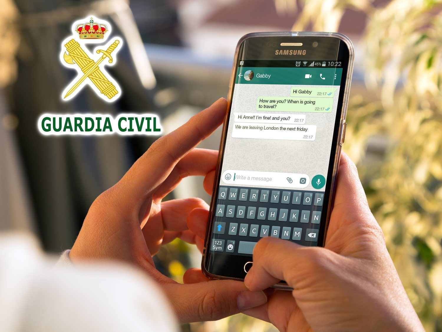 La Guardia Civil advierte sobre el riesgo del reto de WhatsApp del 'vecino de número'