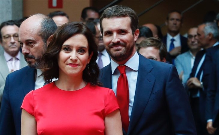 Pablo Casado acaparó todas las miradas durante la investidura de Díaz Ayuso con su cambio de imagen