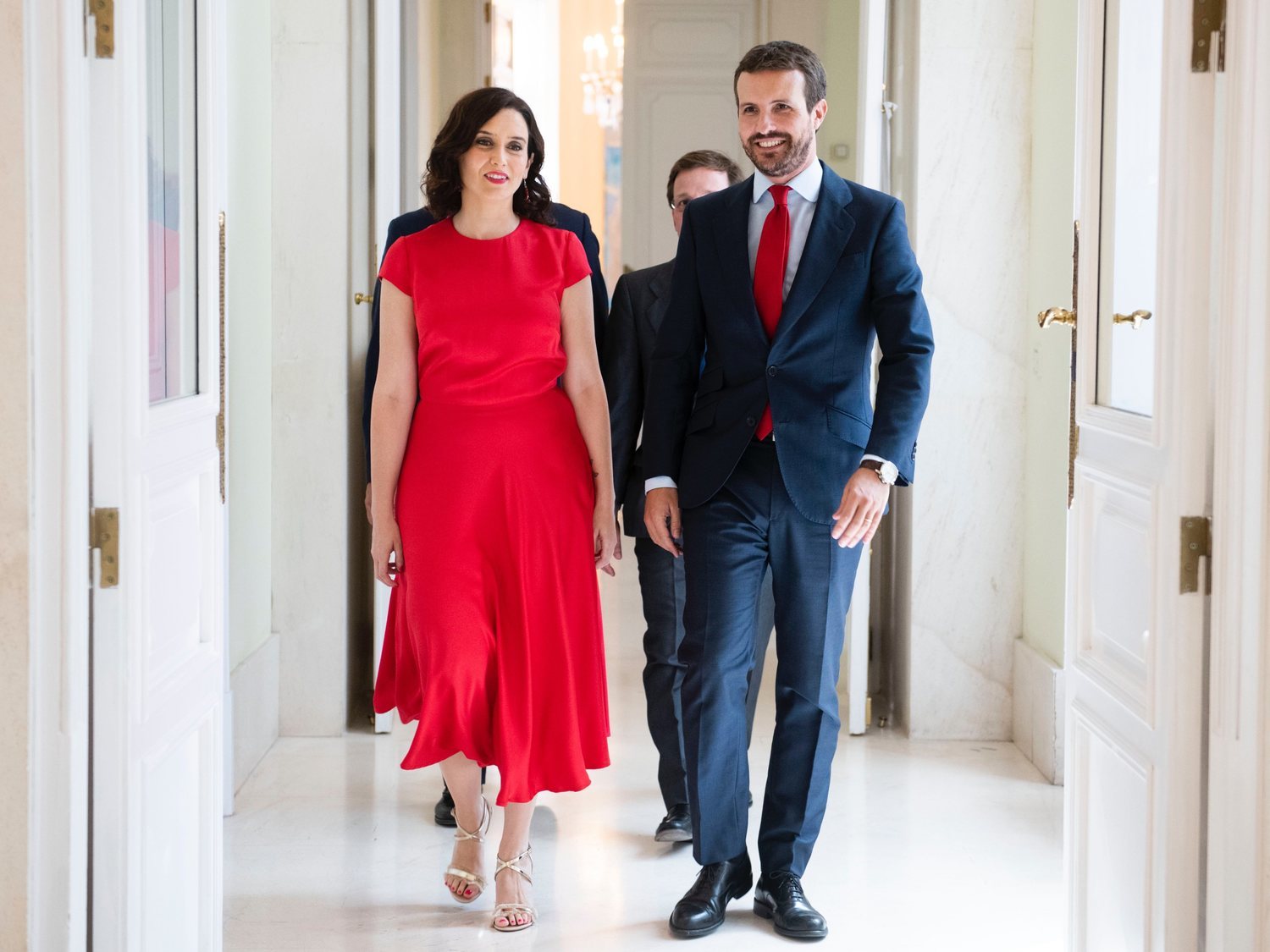 ¿Por qué aparece ahora Pablo Casado con barba? La estrategia del presidente del PP