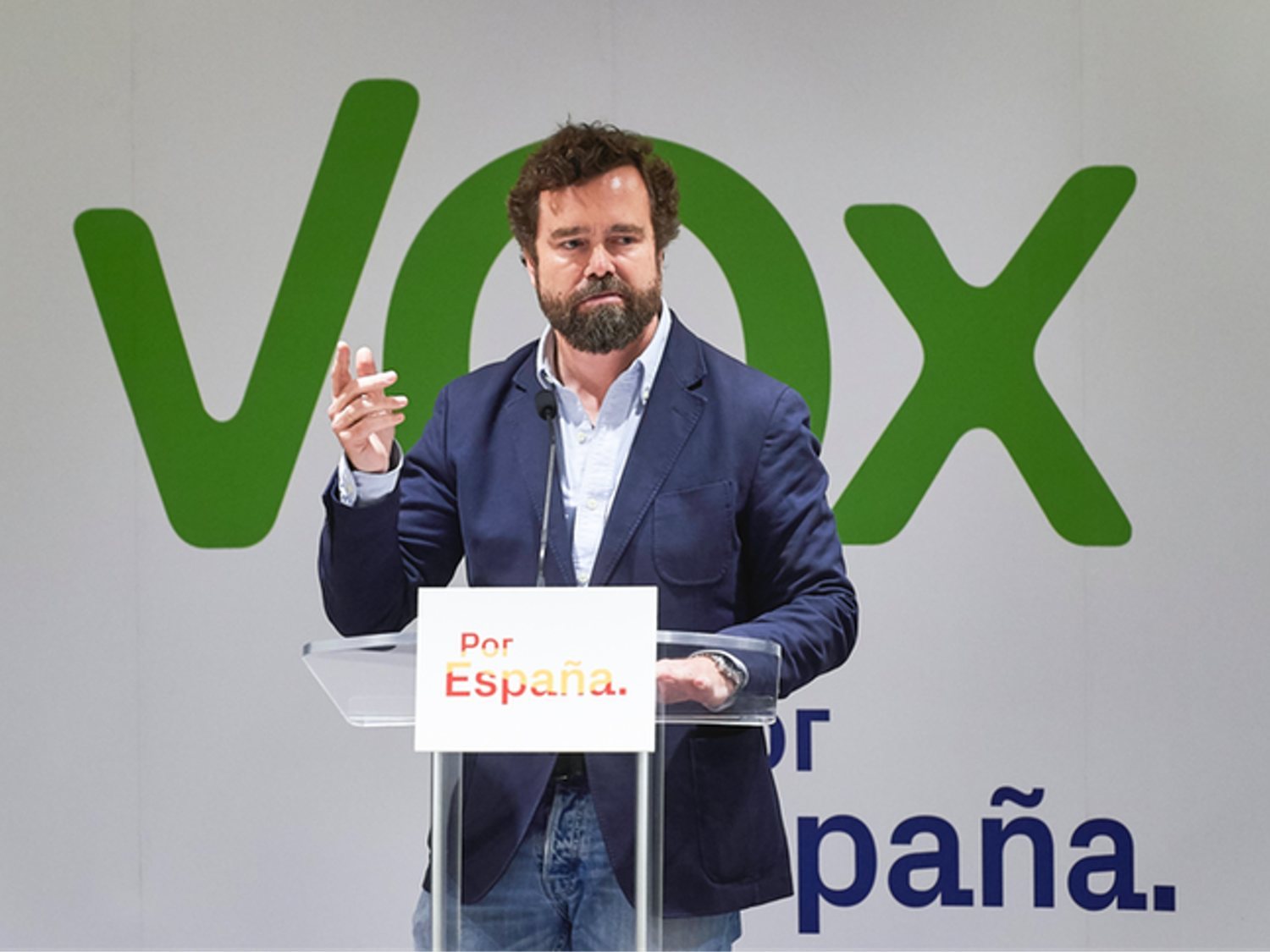 Espinosa de los Monteros (VOX): "Los inmigrantes que llegan a España no tienen dignidad"