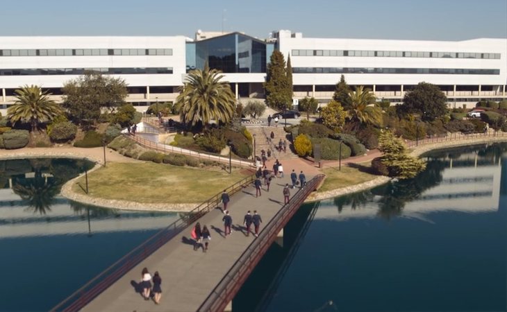 Las Encimas de 'Élite' es la Universidad Europea de Madrid