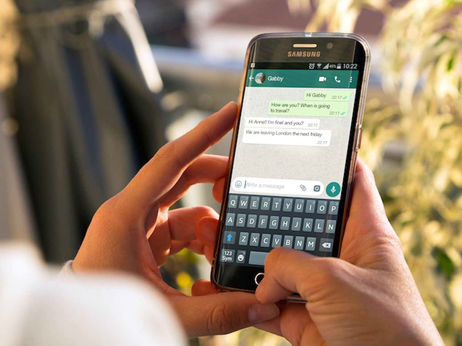 "Saludos de Whatsapp", la última estafa que busca apropiarse de tu cuenta