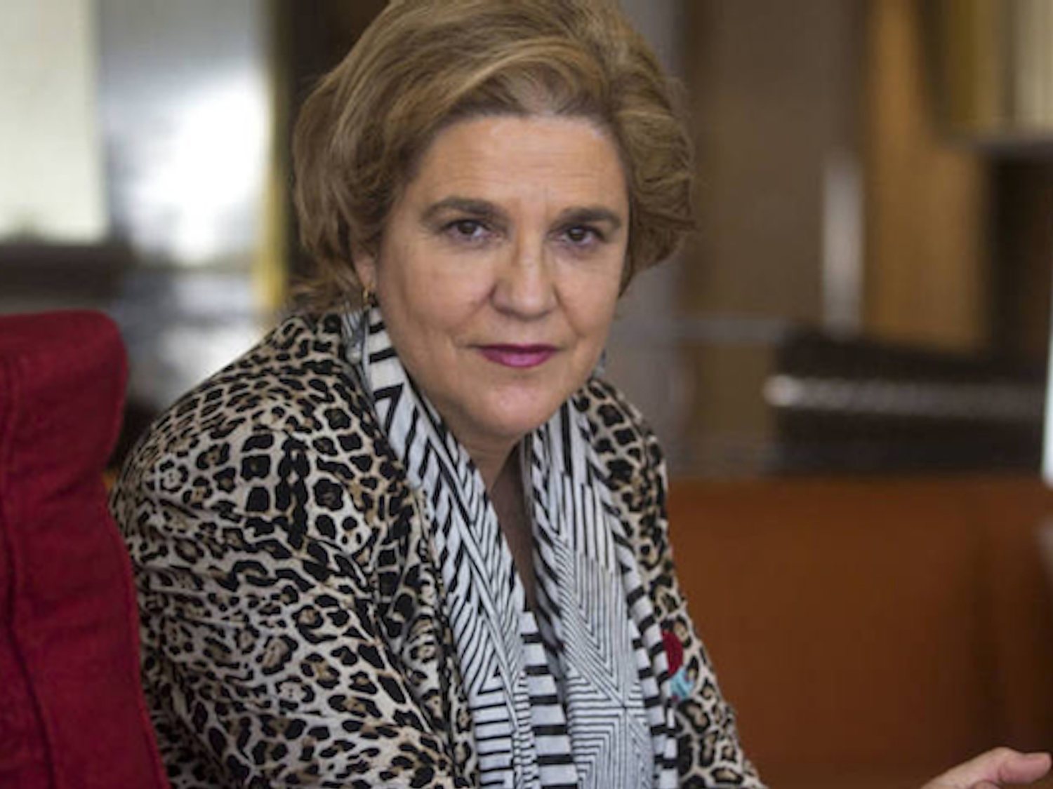 Pilar Rahola denuncia tocamientos por parte del rey Juan Carlos