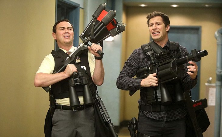 Charles y Jake en 'Brooklyn Nine-Nine'