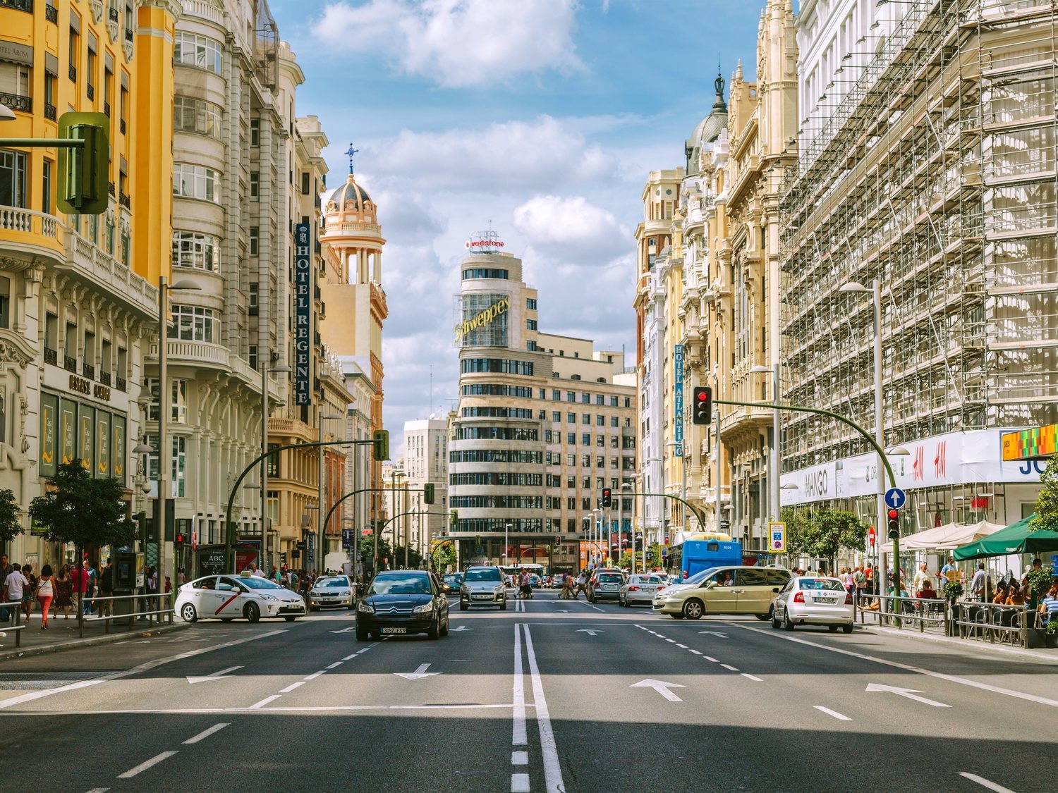 Almeida planea soterrar la Gran Vía 10 meses después de la inauguración de la reforma