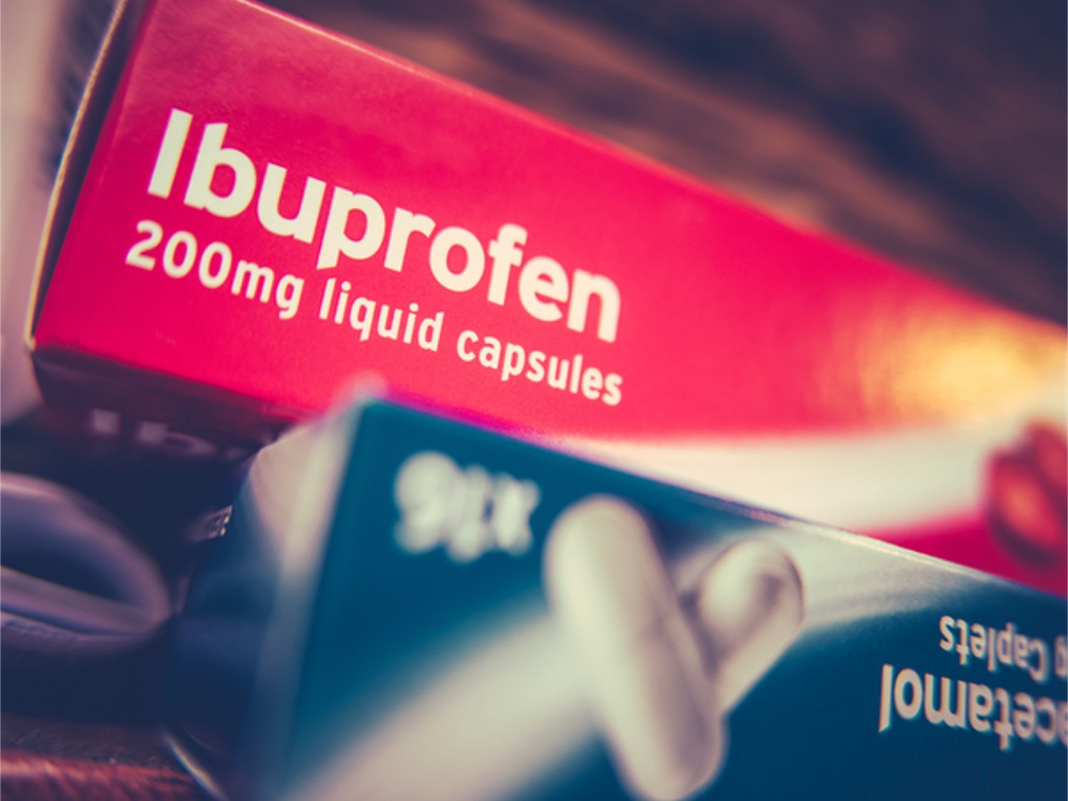 Paracetamol, Ibuprofeno y hasta 16.000 medicamentos bajarán de precio