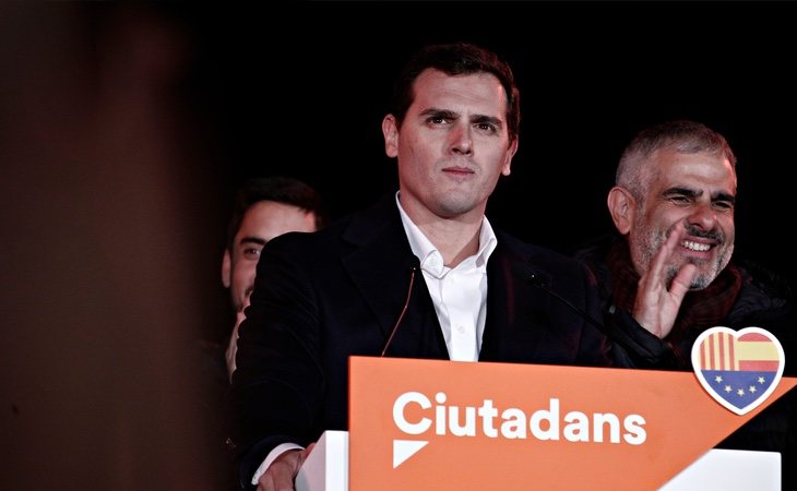 Un grupo de hackers independentistas ha ofrecido algunas pinceladas del material que supuestamente han encontrado en el teléfono de Albert Rivera