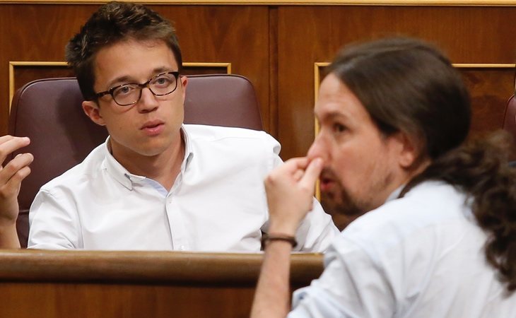 Íñigo Errejón y Pablo Iglesias en el Congreso de los Diputados