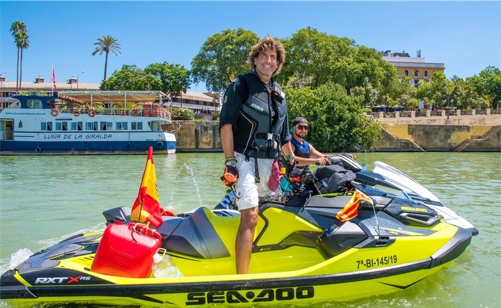 Álvaro de Marichalar comenzó su aventura el pasado 10 de agosto a los pies de la Torre del Oro, en Sevilla