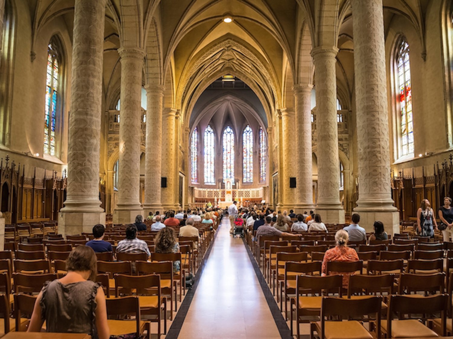 La Iglesia vende 14 edificios en Madrid y dejará a más de 200 inquilinos sin casa