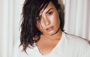Demi Lovato sufre un hackeo y filtran fotos suyas desnuda
