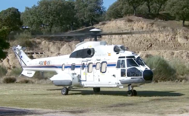 El helicóptero ya ha aterrizado en el cementerio de Mingorrubio, donde será enterrado Franco