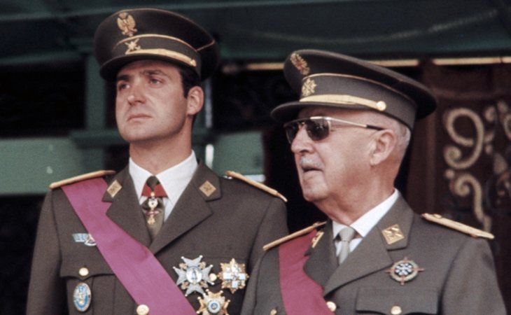 Don Juan Carlos y Francisco Franco