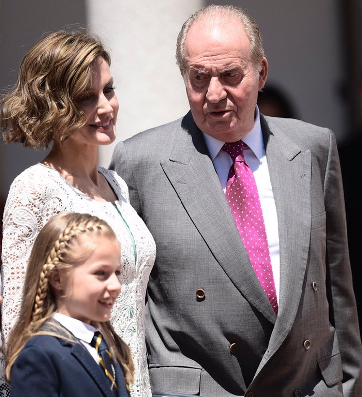 El rey Juan Carlos se siente desplazado por sus herederos