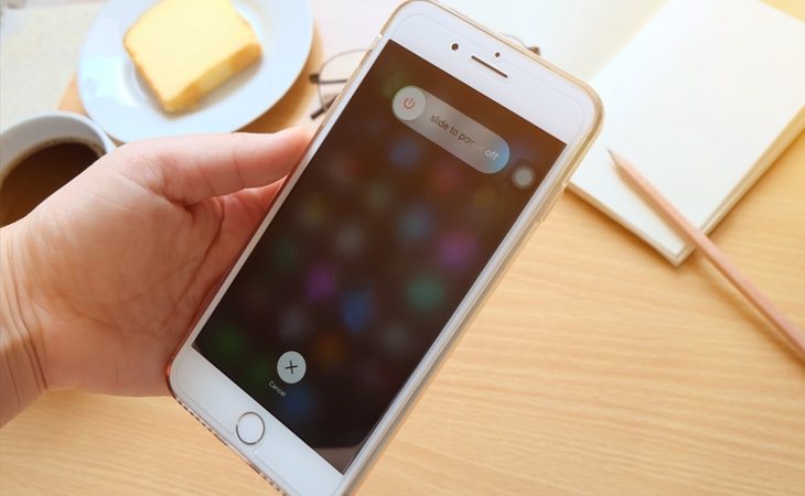 La opción más segura entre todas las disponibles pasa por apagar el teléfono móvil