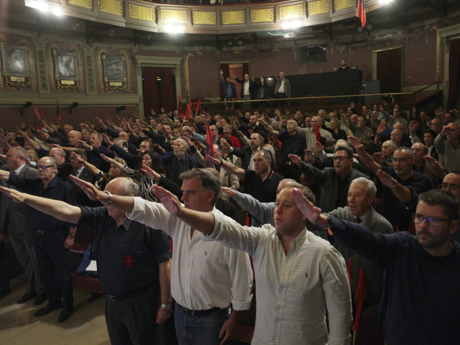 El Ateneo de Madrid acoge un acto de Falange que celebra la dictadura y pide acabar con la Constitución