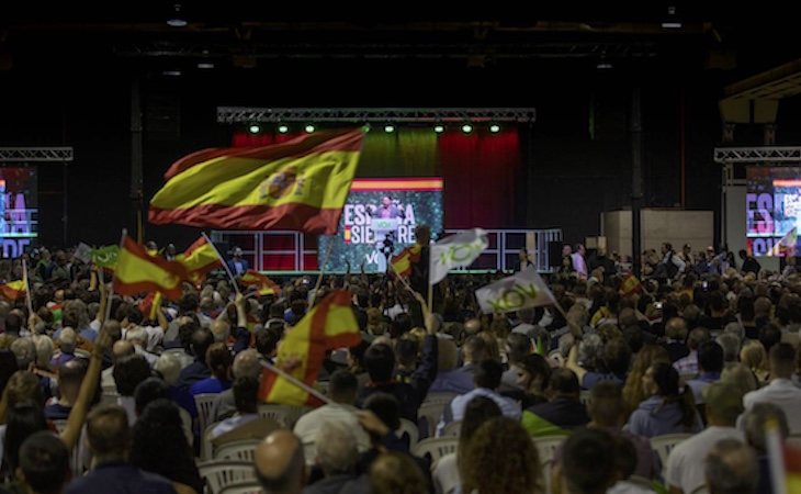 Más de 3000 personas asistieron el acto de VOX en L'Hospitalet de Llobregat