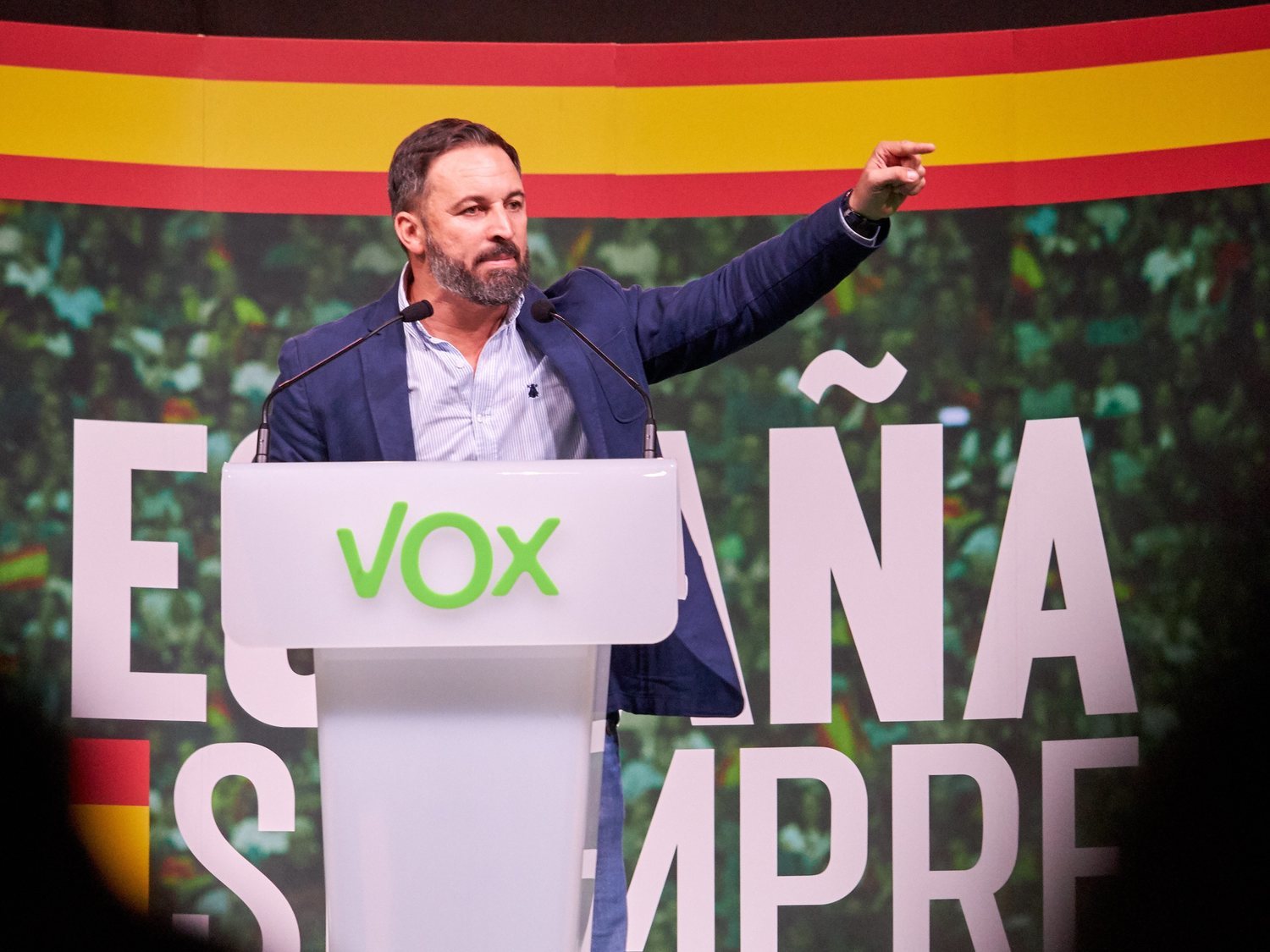 La doble moral de VOX: cuestiona a la víctima de la Arandina y critica a 'La Manada' de Bilbao