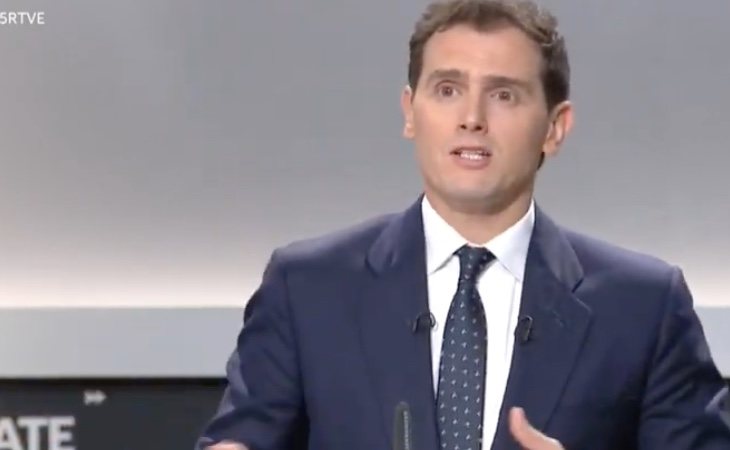 ¡Bingo! Albert Rivera saca Venezuela dos horas y veinte minutos después de comenzar el debate y añade: 'Hay que estar contra las dictaduras' para ...