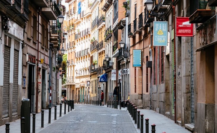 Errejón ha vivido hasta hace poco en el madrileño barrio de Lavapiés, en pleno centro de la capital