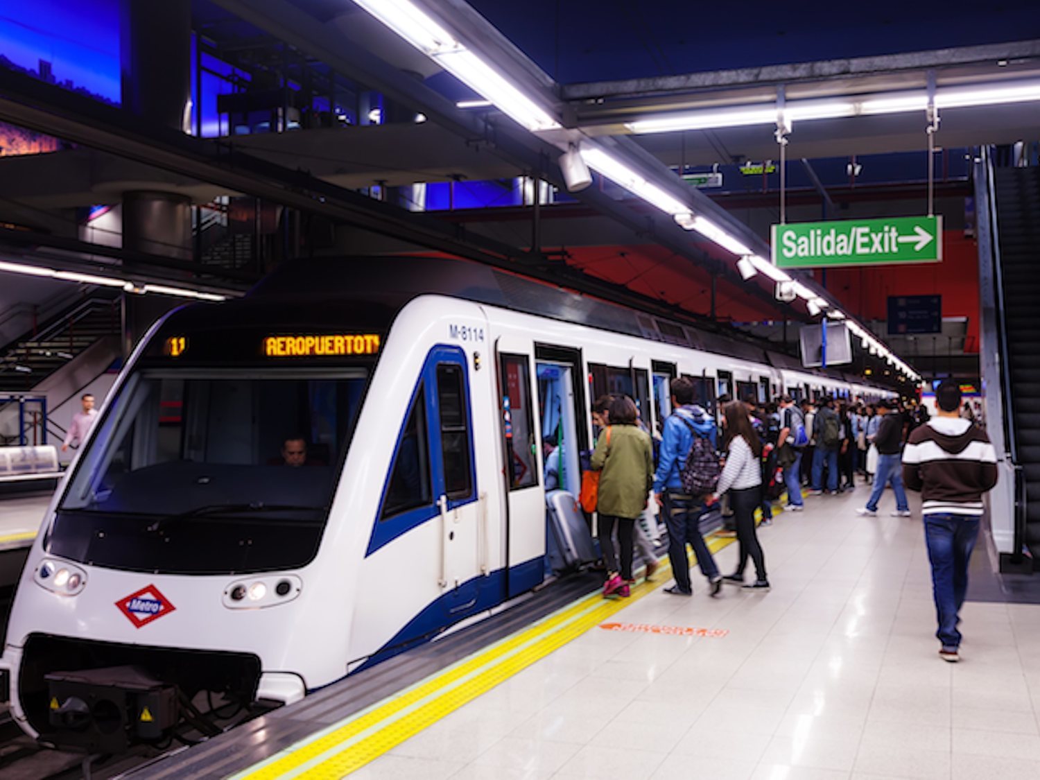 Un guardia civil consigue frenar un ataque con machete en el Metro de Madrid