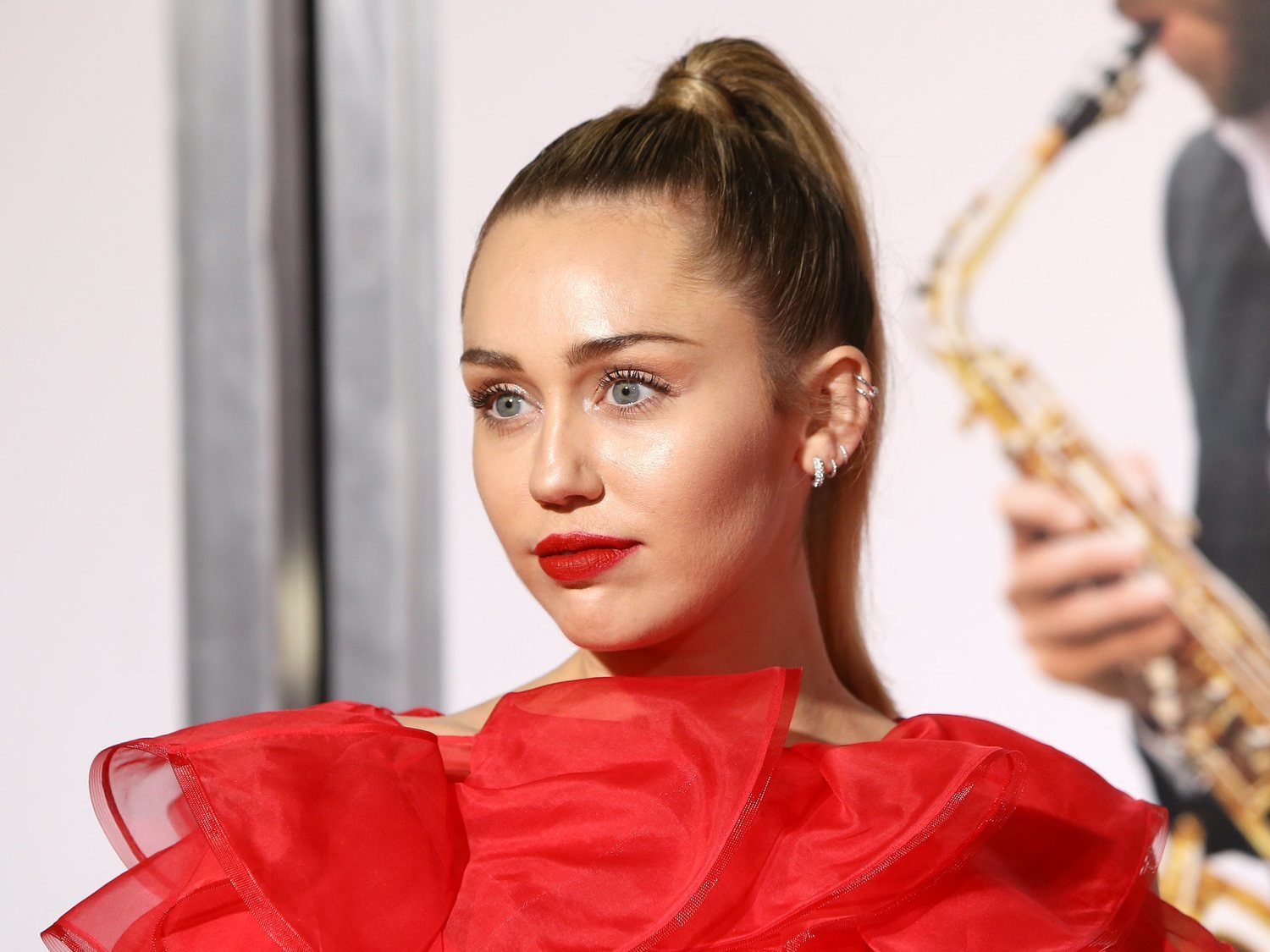 Miley Cyrus se sincera y cuenta todo sobre su vida marcada por la adicción a las drogas