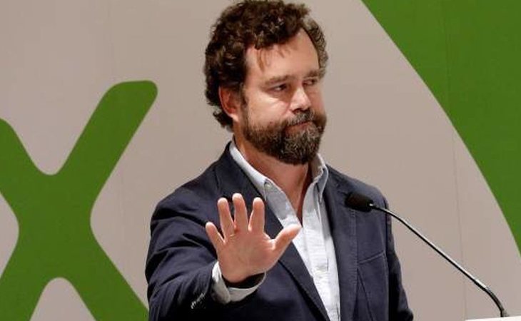 Iván Espinosa de los Monteros, portavoz de VOX en el Congreso, pide prudencia ante las encuestas que los sitúan como tercera fuerza