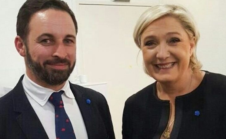 Marine Le Pen, de Agrupación Nacional, la extrema derecha francesa, ya felicita a Santiago Abascal por los resultados